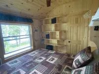 Escape to cozy, secluded lakefront cabin in the north woods Hotels in Itasca County