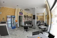 Hotel Ferrari - servizio colazione
