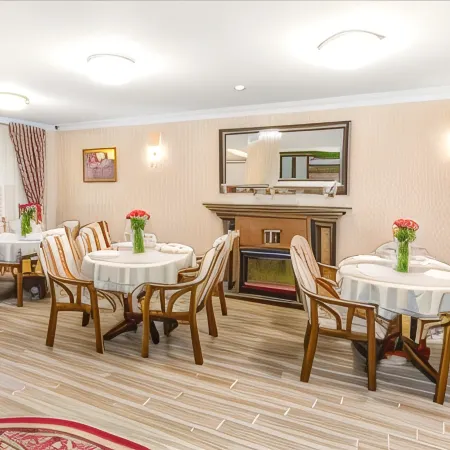 Park Lane Hotel