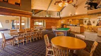 Quality Inn & Suites Black River Falls I-94 - parking
