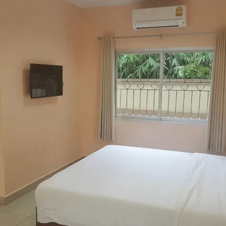 Jirasin Hotel & Apartment