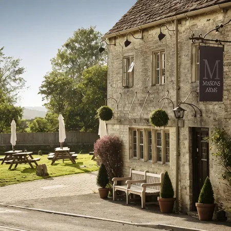 The Masons Arms