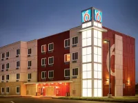 Motel 6 Swift Current, SK Hotel di Swift Current