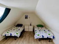 Ty Feunteun - Breton cottage 5 minutes' walk from the beach Hoteles en Porspoder