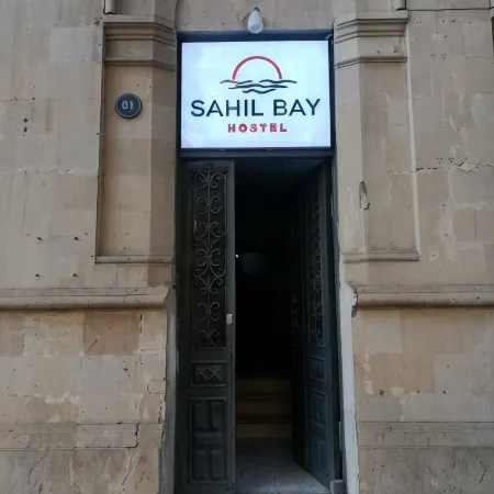 Sahil Bay Hostel Отели рядом с достопримечательностью «Площадь Свободы»