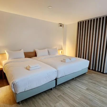 Mark Four Place Hotel Отели в г. Пхрэ