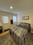 Beautiful Private Studio Apartment! - Apartments
