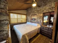 Historic "Woody" Cabin on the River at Miramichee Falls with Kayaks Hotels in Sharp County