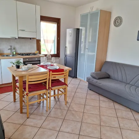 Charming 1-bedroom apartment with AC, WiFi in delightful Mirano