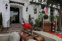 Cypress Inn Carmel-by-The-Sea - bar