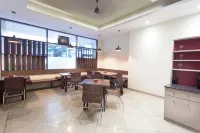Ixora Suites - Apartemen