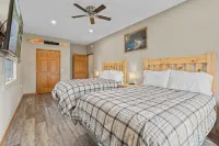 First Class "ARCADE" /18 Person/3400 sq ft/10 Bed/Firepit/Huge Kitchen/Fireplace - ジャグジー