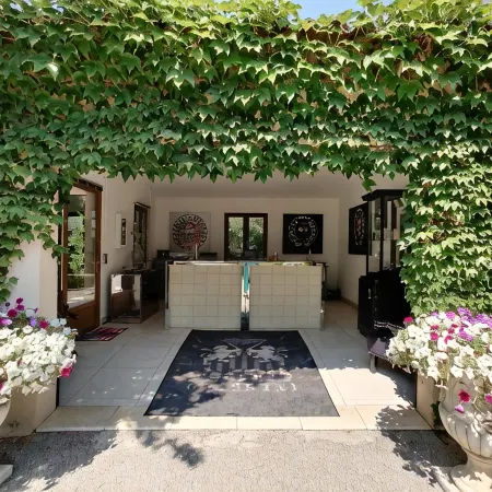 Maison Prestige Saint Tropez by Roberto Geissini