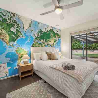Valley View | 3Br Home · Sauna, Fire Pit, Pizza Oven, Kids Playset & Views Rooms