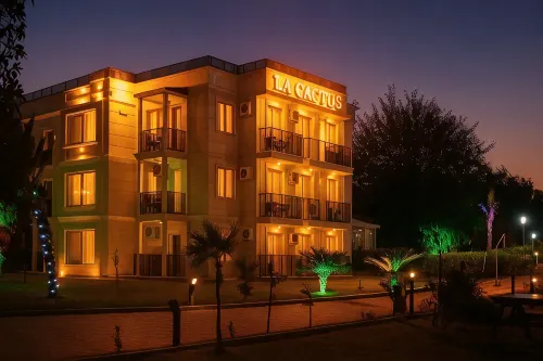 La Cactus Boutique Hotel - Bed & Breakfasts