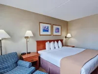 Quality Inn 베클리 호텔
