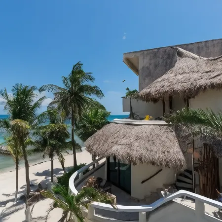 Playa Palms Beach Hotel