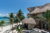 Playa Palms Beach Hotel