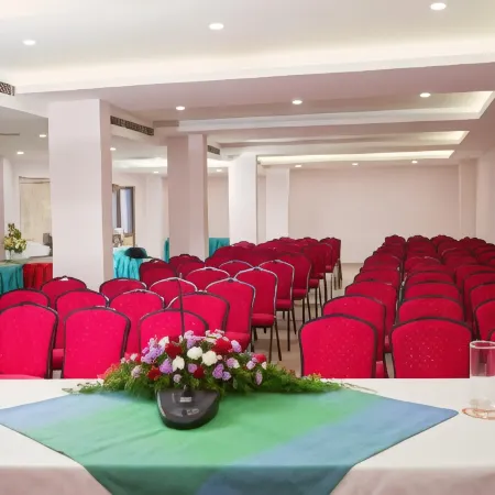 Hotel Rainbow Suites