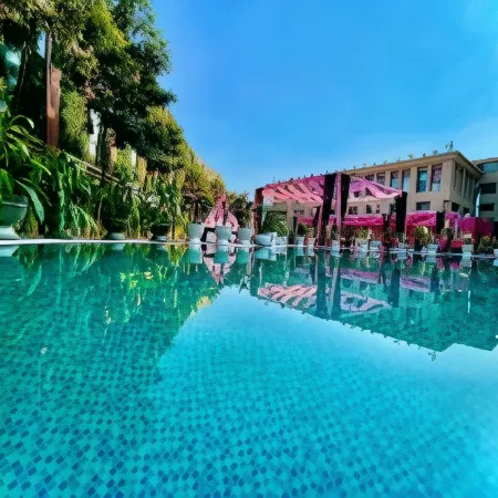 The Mars Resort