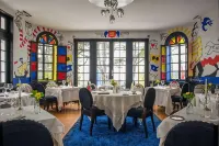 Domaine Saint Clair   le Donjon - breakfast