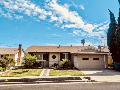 The Happy Hideaway - Swimming pool inside - 3BR - 2BA-  Look at me!