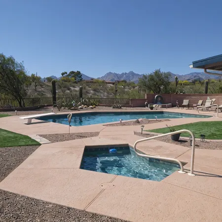 Private 2 Bedroom Mountain View Casita - Completely New in 2017 - Desert Setting