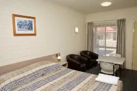 Pioneer Motel Goondiwindi - Parking