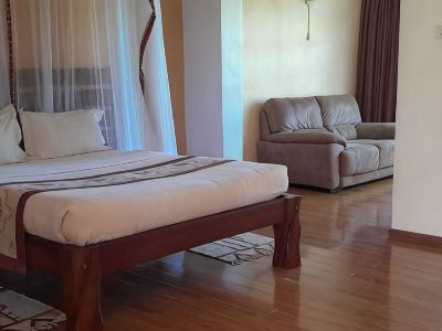 Esikar Gardens Hotel
