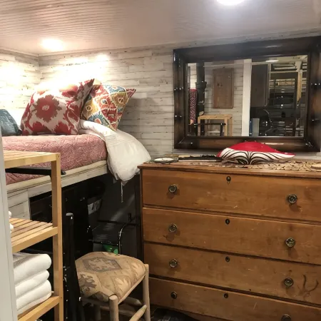 Cottage on riverbank one mile from Clarksdale in gated community