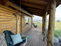 River Frontage! Beautiful log home sitting on Yellowstone River with 360  views! - 4 étoiles