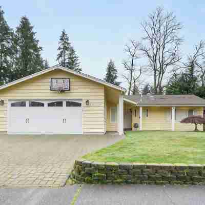 Charming Home in Bellevue – Near Downtown! Hotel Exterior