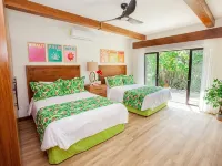 Stunning Oceanfront Getaway – Casa Del Mar, Playa Coyote!! Hôtels à : Nandayure