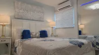 Villa Santorini 3-bedroom apartment in welcoming Bayamón with WiFi, AC. Enjoy - 民宿