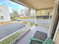 Inviting Home Steps from Lcsc & Downtown Lewiston
