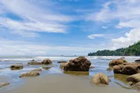 Ocean view home in Dominical w/ pool & WiFi / 8p - 3-Star