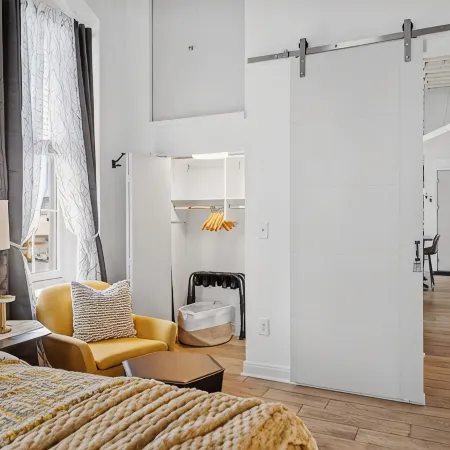 Historic Downtown - Free Parking Garage - 5 min walk OTR