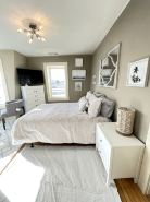 RiverView Retreat – Where Classic Charm Meets Coastal Comfort