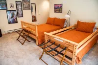 Mountain Getaway and Family Retreat - Chalets