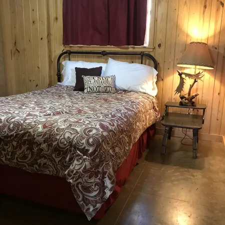 A Cozy Getaway on the Little Missouri River! -River Access