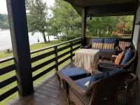 Chalet Ripple-Lake Harmony- Lakefront- 5 Bedroom 3.5 bath- near Restaurants/Bars - Chalets