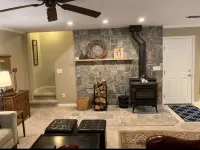 Family/Pet-Friendly Home in Soda Springs near Sugar Bowl, Truckee - Hytter