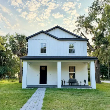 The Hub on Cypress Ave - walk to downtown Sanford