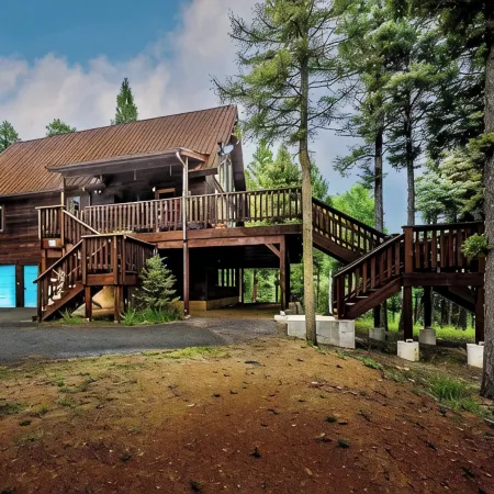 Spacious Mountain Cabin with Views, Deck, Second Living Area, New Hot Tub