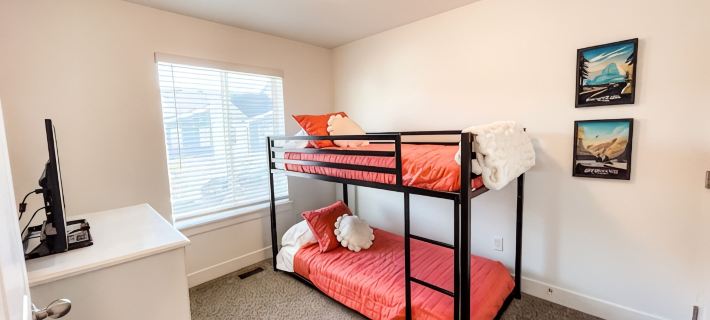 NEW Townhome - Pet Friendly - 3 BD - 30 Minutes from Adventure Hotels in Weber County