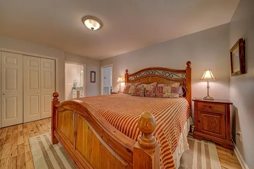 Creekfront Hayesville retreat w/ wrap-around porch and views! - WiFi