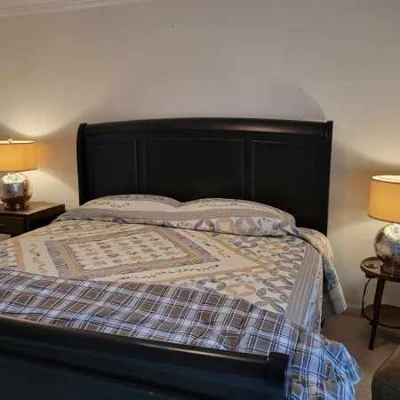Secluded 2 Bedroom Retreat w/great family room on Sewanee Campus