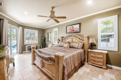 Shore Drive Sunshine Fully Furnished Home Pet Friendly - 3-Star