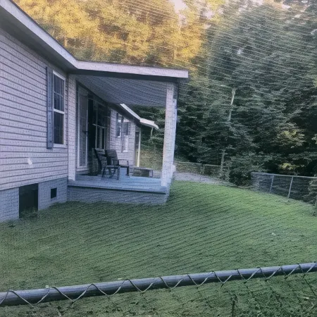 Centrally located between Bryson City, Sylva and Cherokee.5 mins to the Casino.