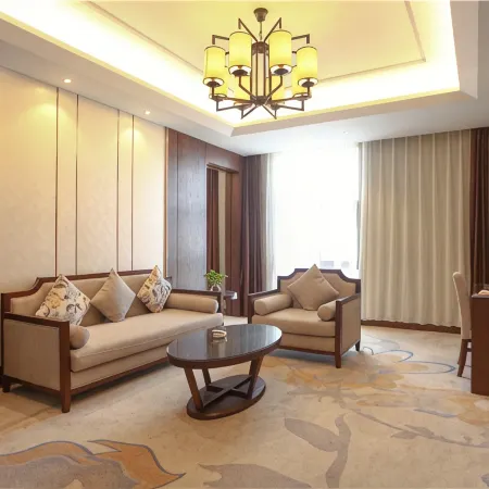 Yadu International Hotel (Jiangxi Leping High School)
